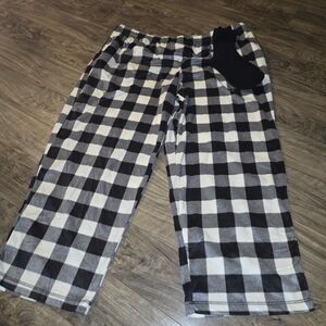 Black & White Buffalo Plaid Lounge Pants